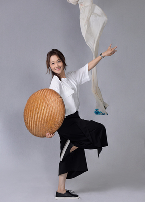 陳芝后圖片